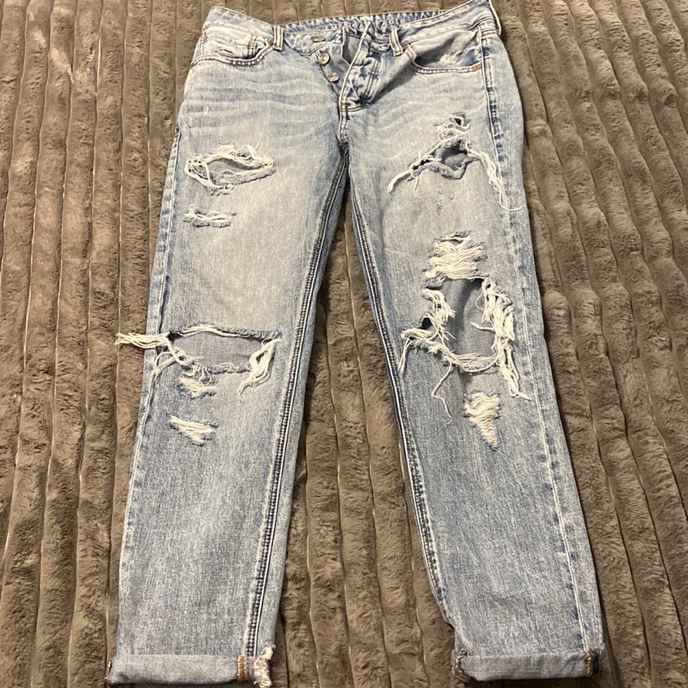 American Eagle. Size 6.